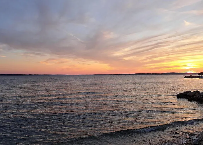 Διαμέρισμα 1 Bedroom Amazing In *